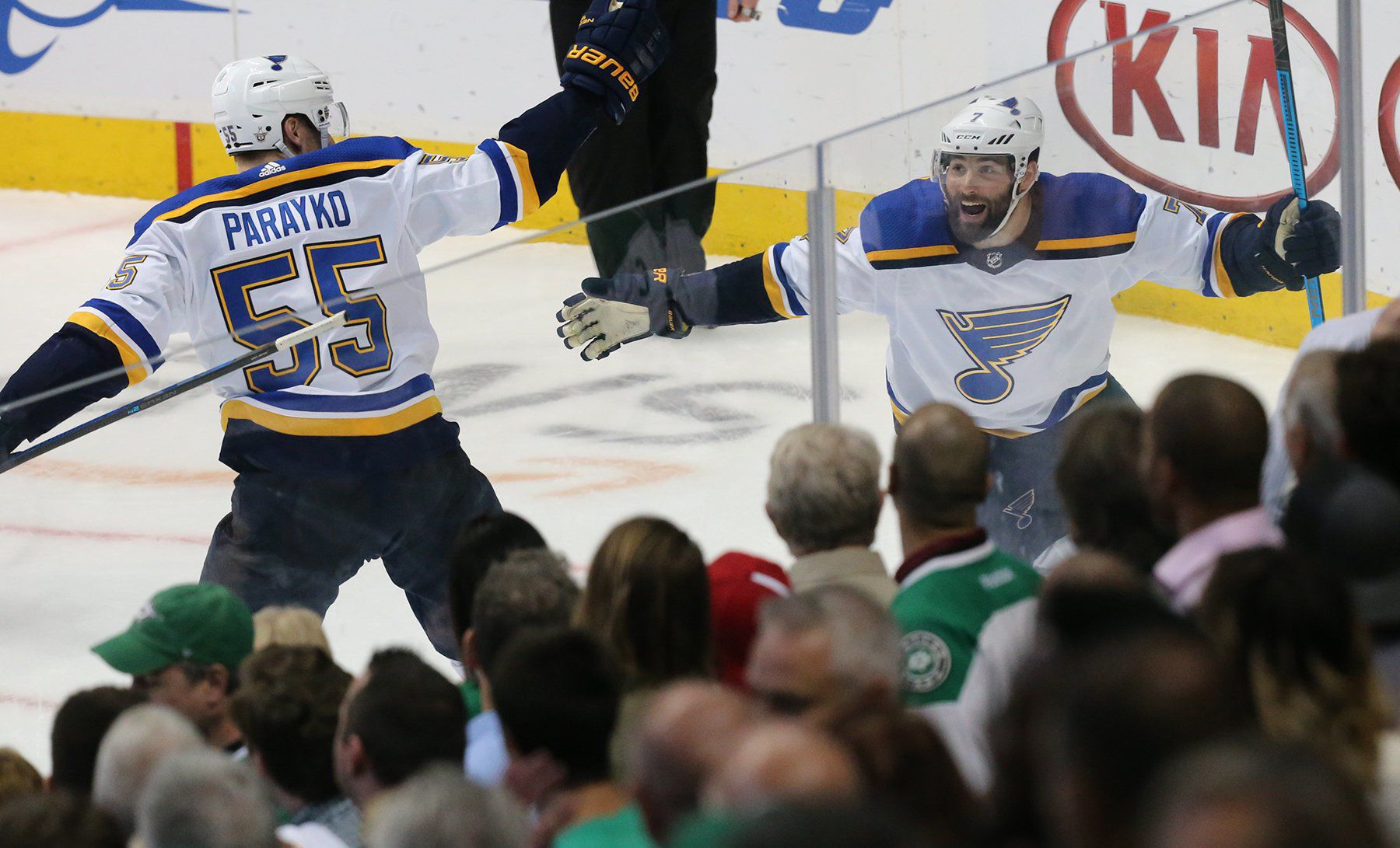 Blues and Stars skate in Game 3 of their playoff